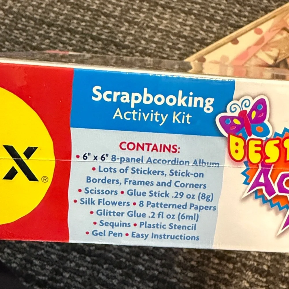 ALEX Best Friends Accordion Album Scrapbooking Kit - Multicolor